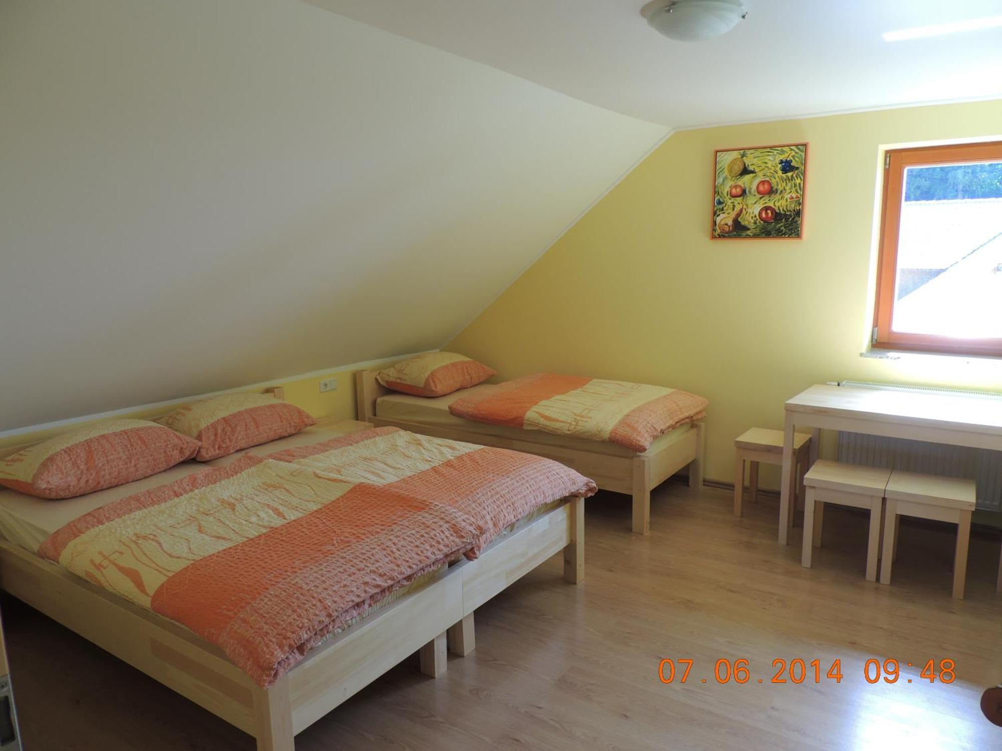 Guest House Pr Ambruzarju & Apartments Cerklje na Gorenjskem Room photo
