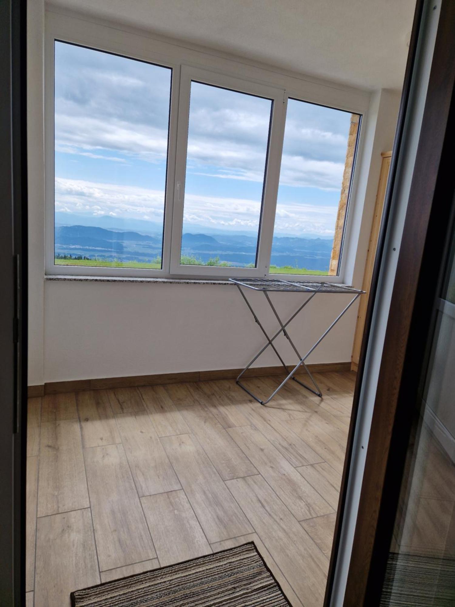 Guest House Pr Ambruzarju & Apartments Cerklje na Gorenjskem Room photo